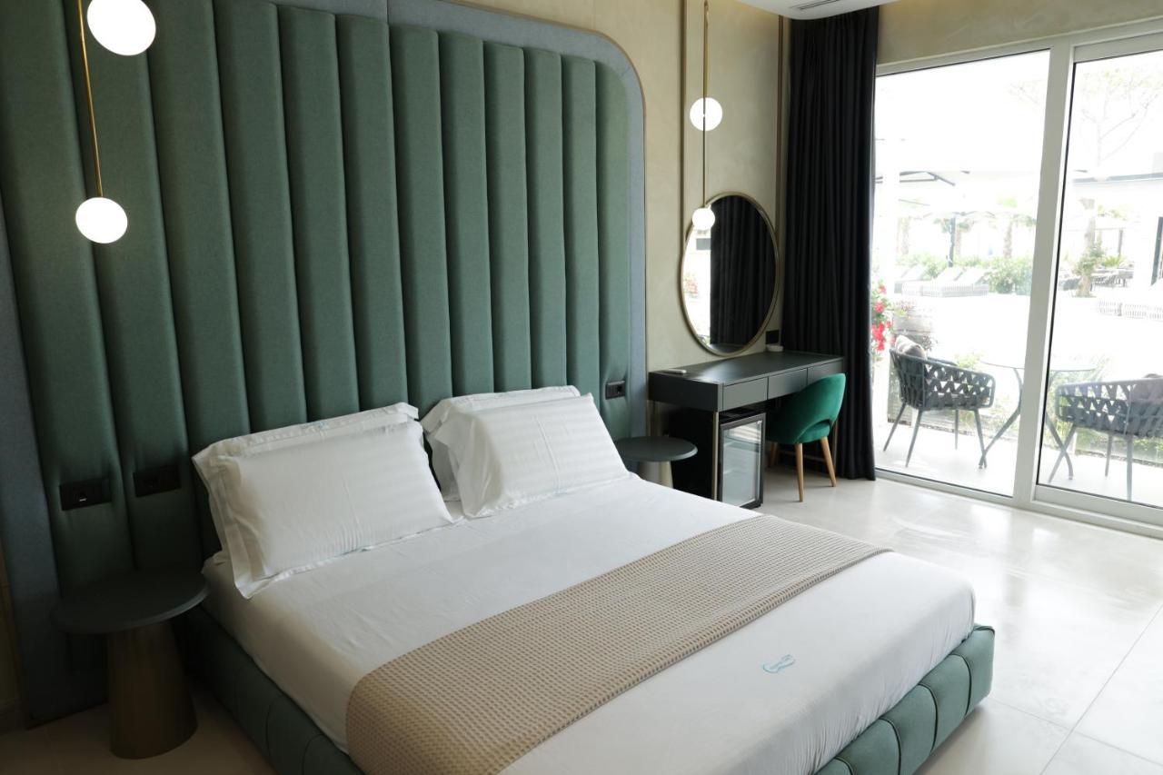 Comfort Suites Golem  Buitenkant foto