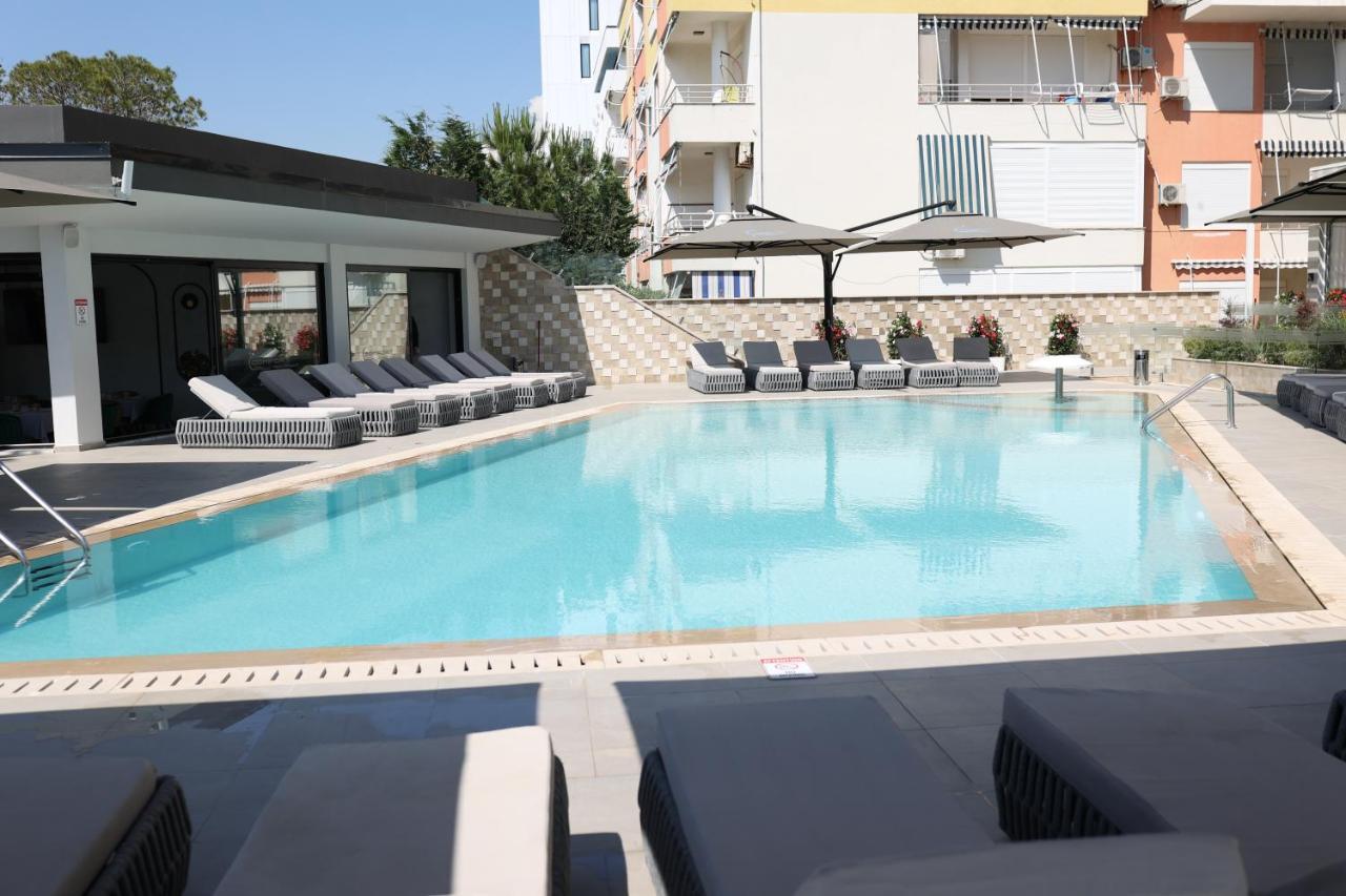 Comfort Suites Golem  Buitenkant foto