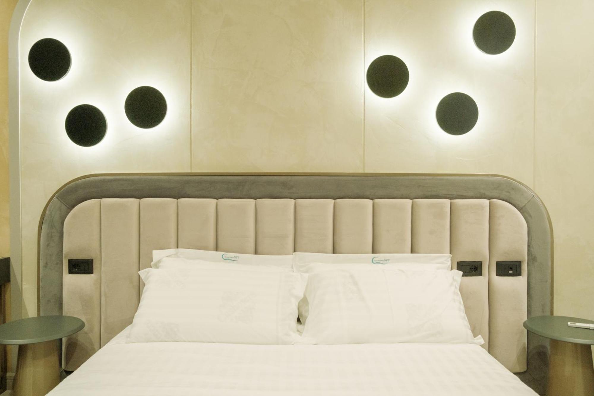 Comfort Suites Golem  Buitenkant foto
