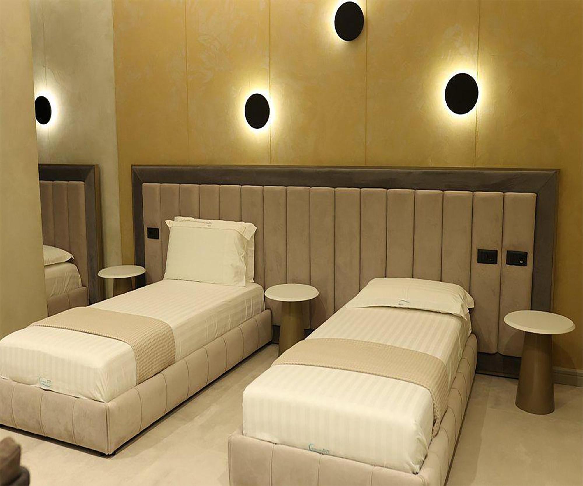 Comfort Suites Golem  Buitenkant foto