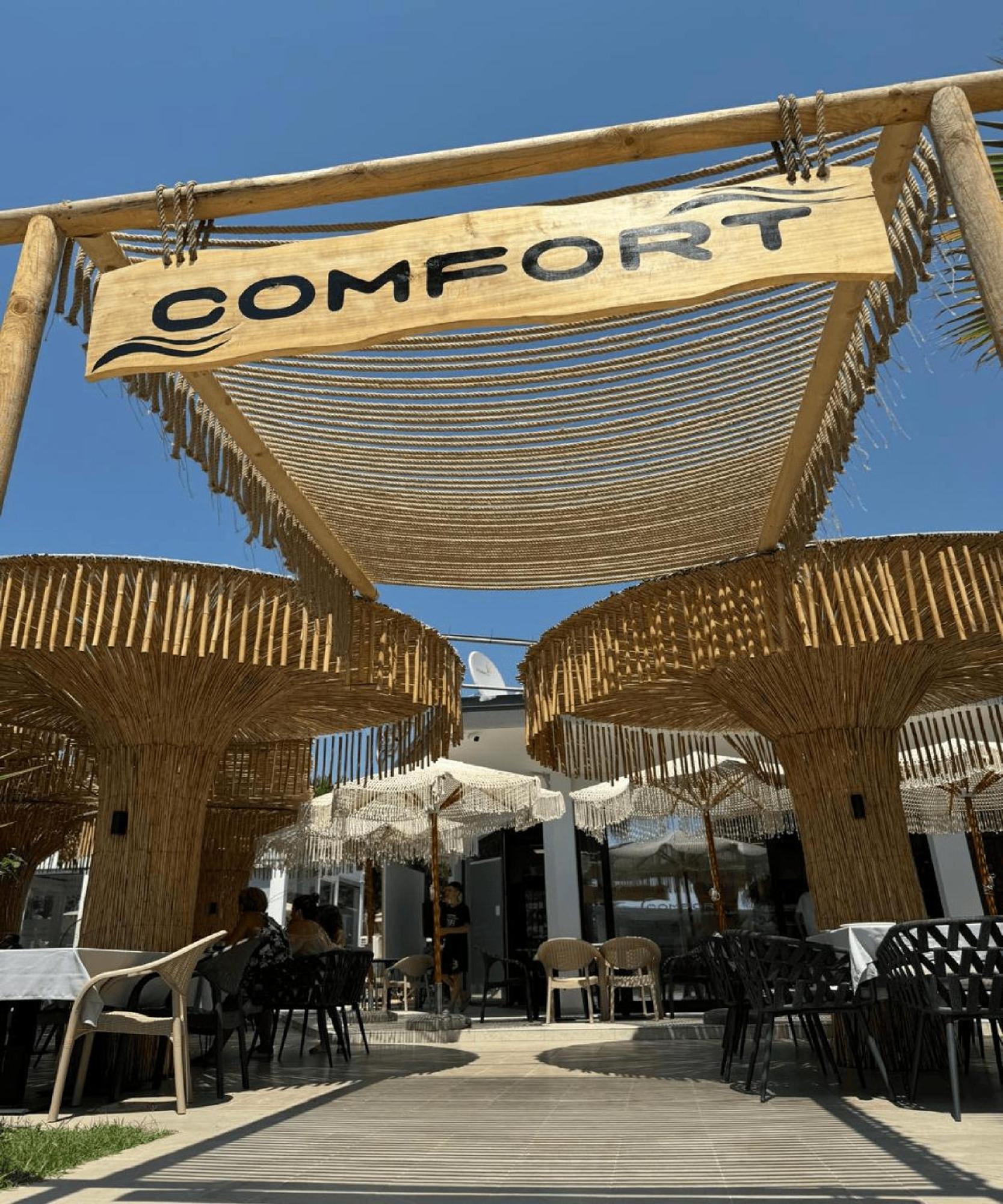 Comfort Suites Golem  Buitenkant foto
