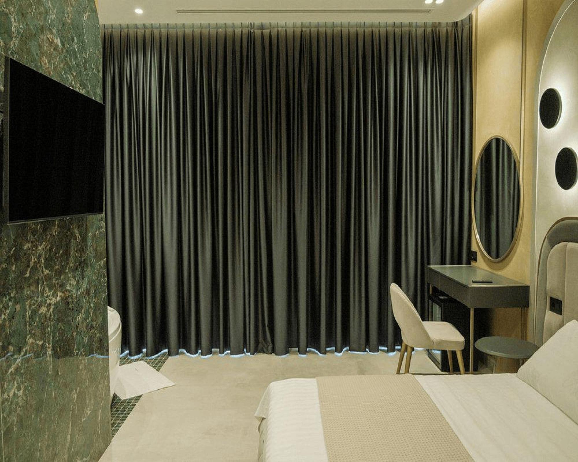 Comfort Suites Golem  Buitenkant foto